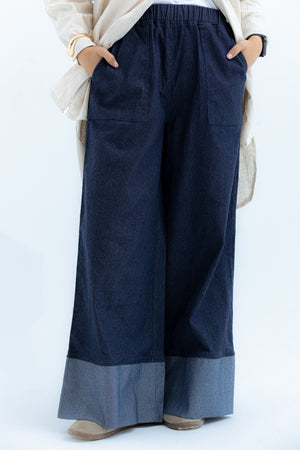 Navy Jeans