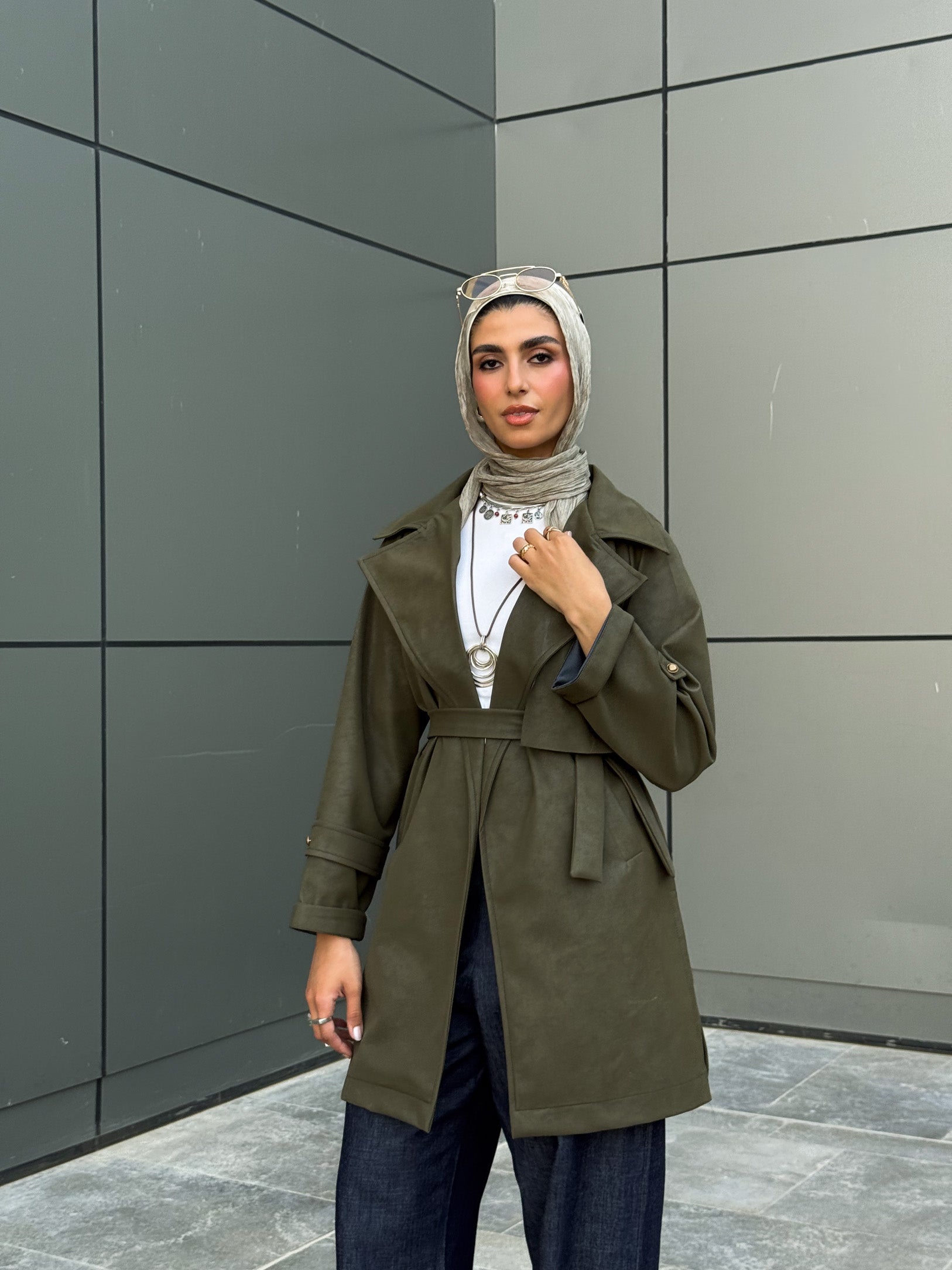 The Classic Leather Coat - Olive