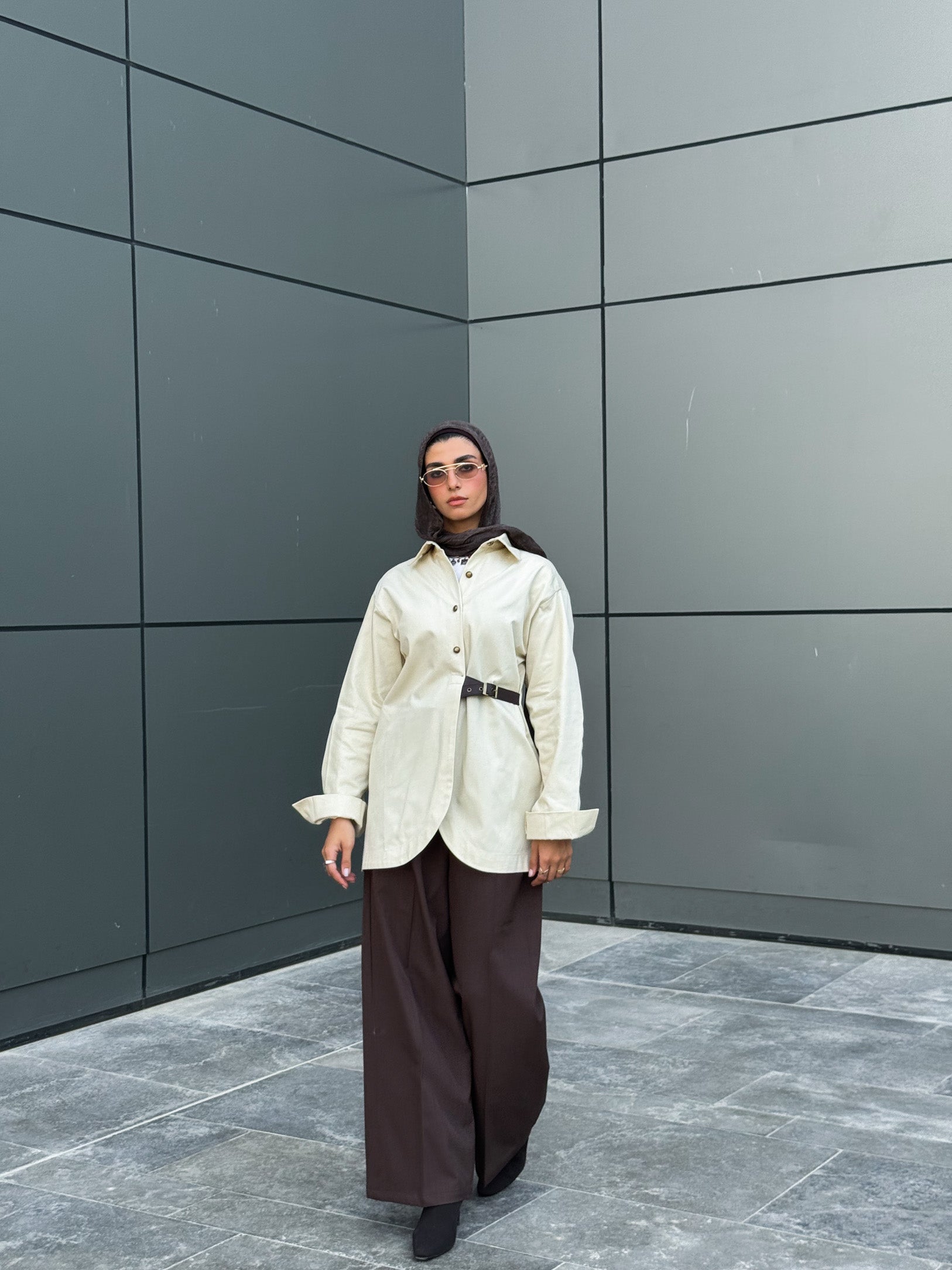 Side belt shirt - Beige