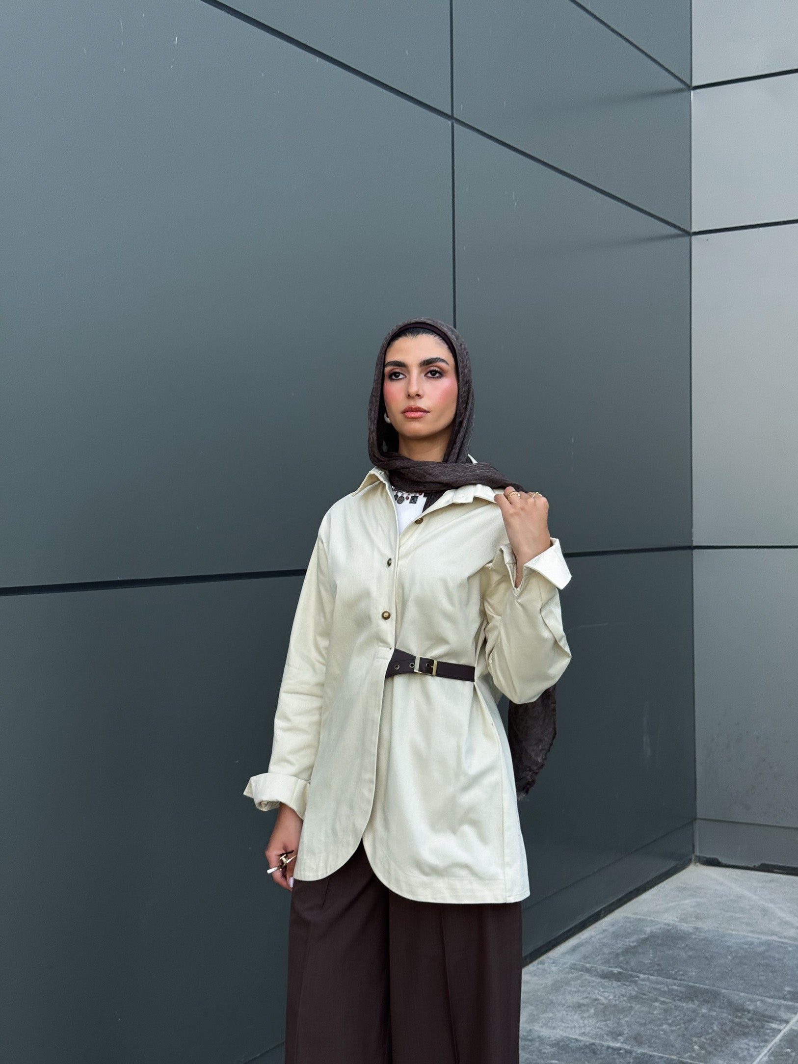 Side belt shirt - Beige