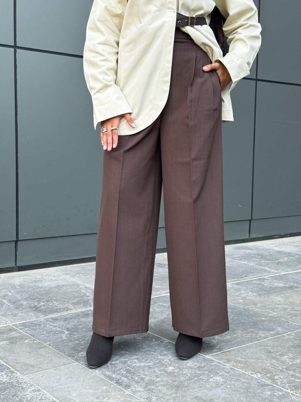 Tailored Classic pants With Belt - Brown
